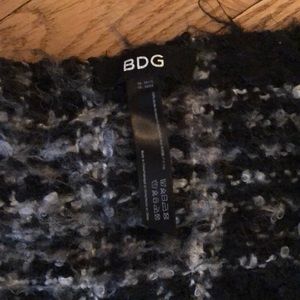 BDG Accessories - Gorgeous long soft scarf from Urban Outfitters BDG Accessories - Gorgeous long soft scarf from Urban Outfitters